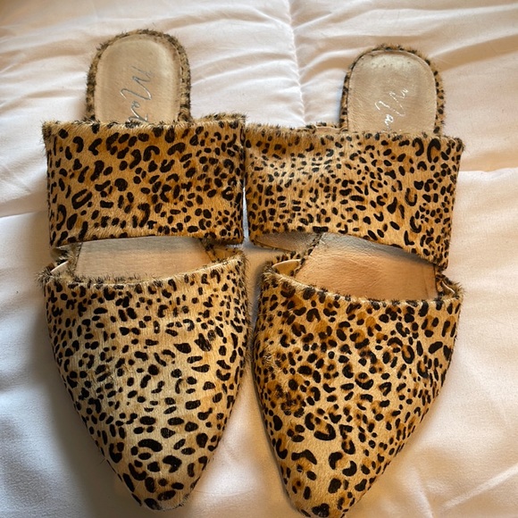Cheetah print dress slippers - Picture 1 of 5